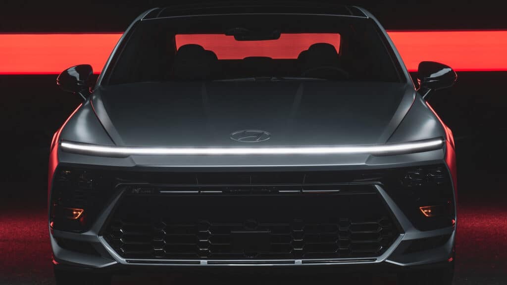 Hyundai откажется от сквозных световых полос в своих авто