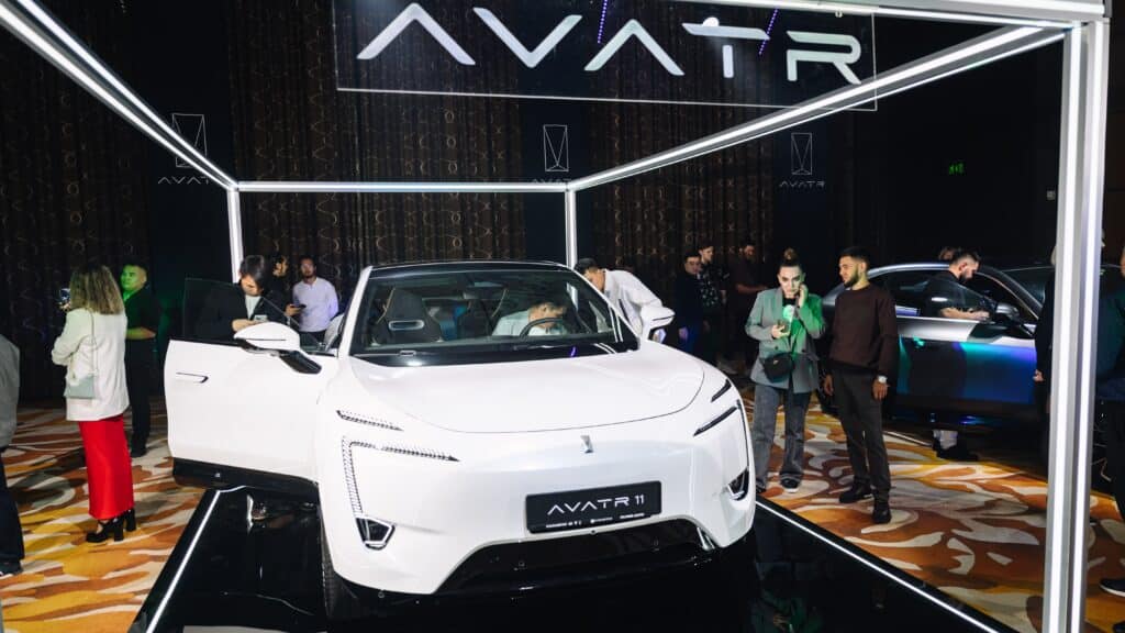 Продажи премиального Avatr 11 официально стартовали в Казахстане
