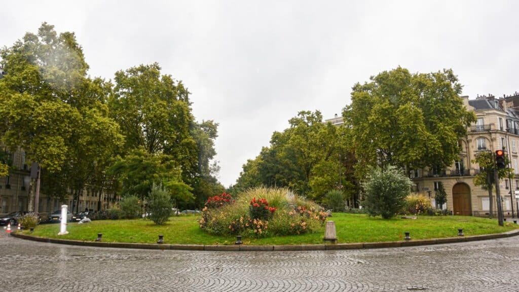 Париж қаласындағы алаң / фото: ҚР СІМ