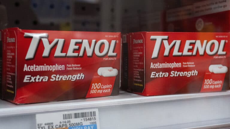 Trump claims Tylenol use in pregnancy linked to autism