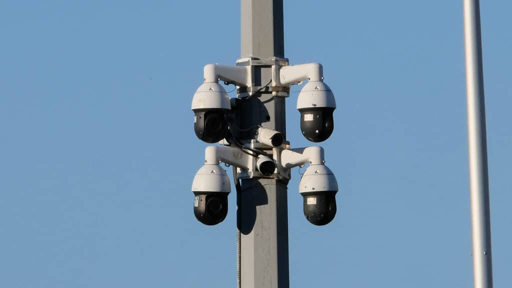 камеры для парковок