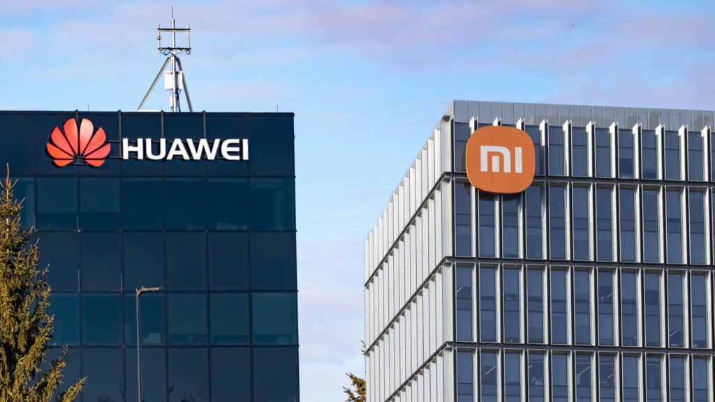 ДТП с гибелью водителя в Xiaomi SU7 спровоцировало заявление Huawei 