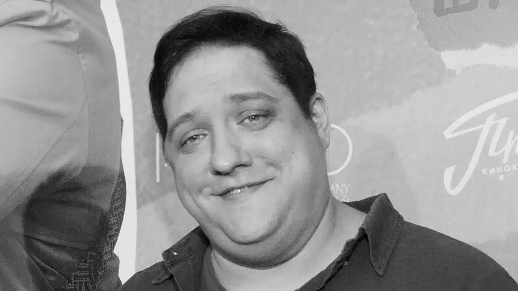 Умер актер Роман Попов, сыгравший в «Полицейском с Рублевки»