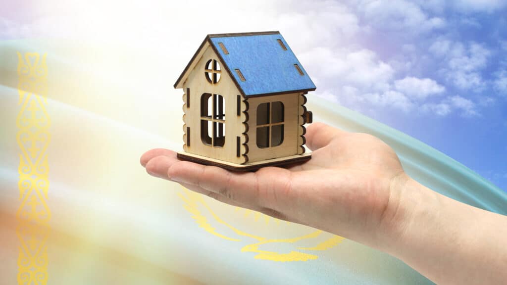 Выдавать землю иностранцам предложили в Казахстане