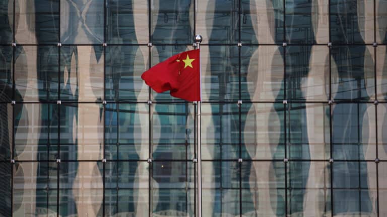 China’s economic growth eases as trade tensions with US escalate