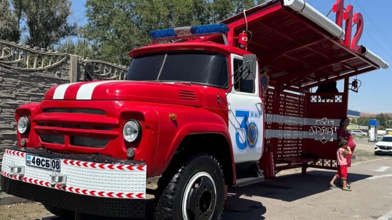 Retired fire trucks get a ‘second life’ as bus stops in Kazakhstan