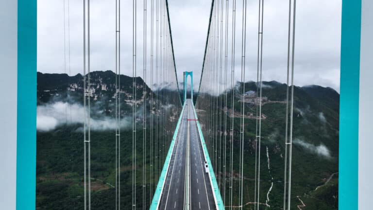 Spanning the sky: China’s record-breaking bridge turns travel into experience