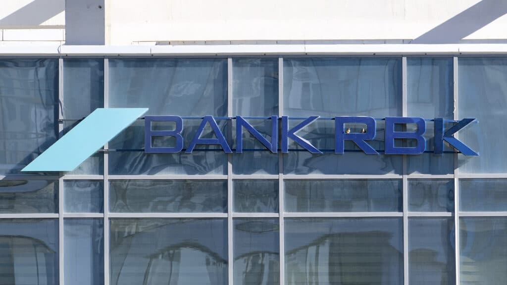 Казахстанские банки повышают ставки по депозитам вслед за базовой