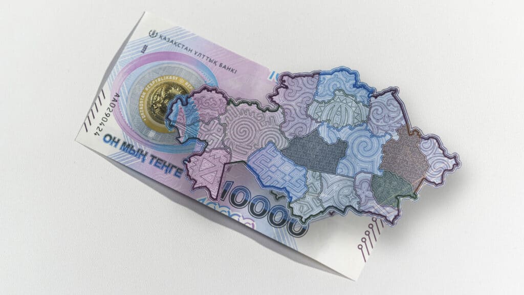 Мажилис принял бюджет на 2026-2028 годы