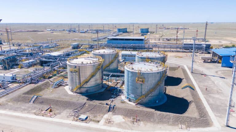 Azerbaijan looks to invest in Kazakhstan’s massive Dunga oil field