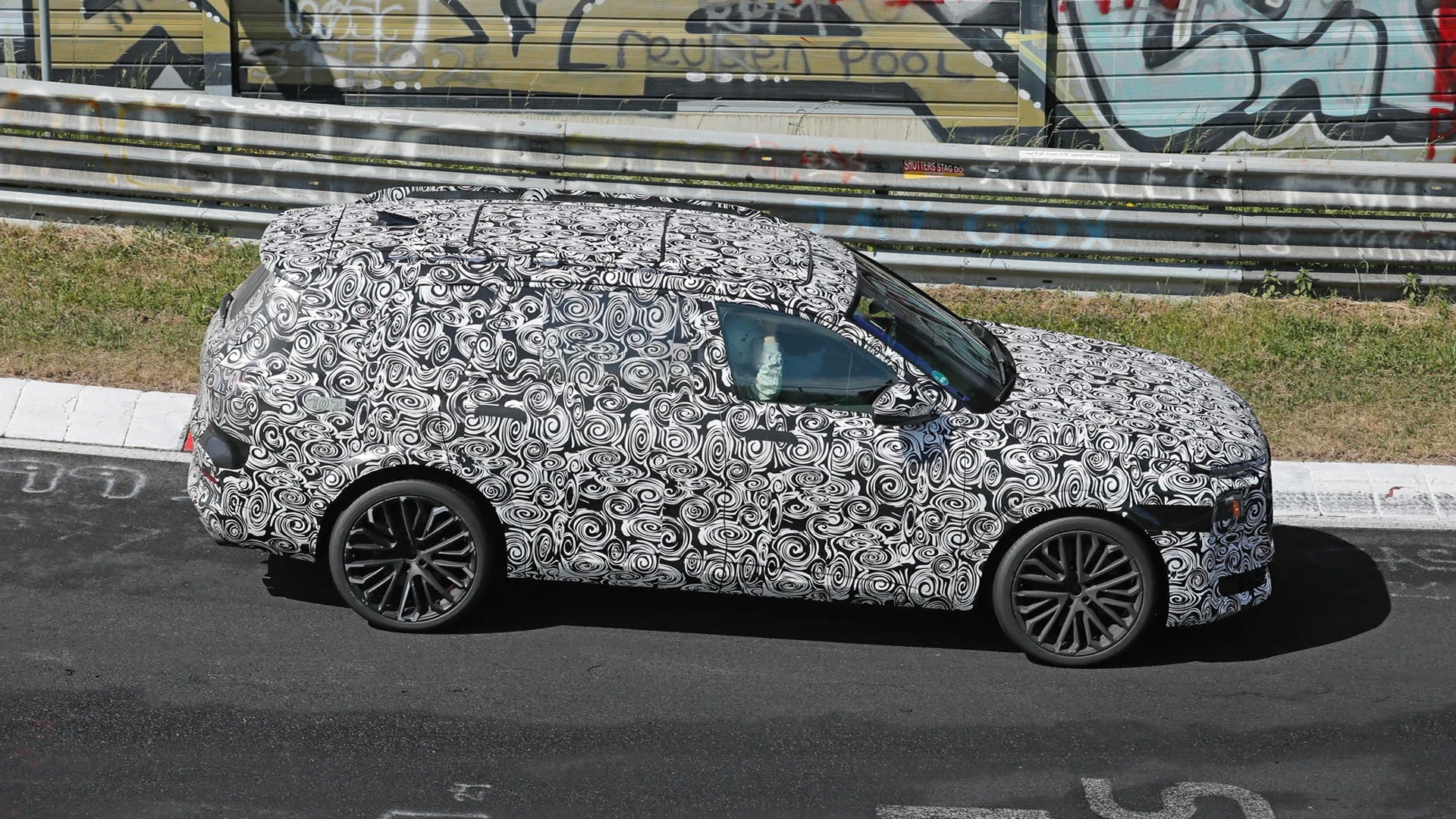 Audi Q9
