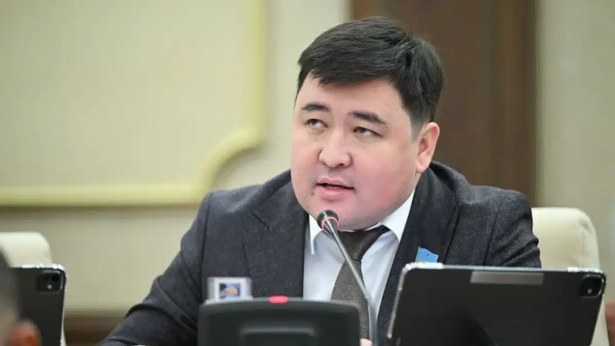 Жас қыздар порно онлайн