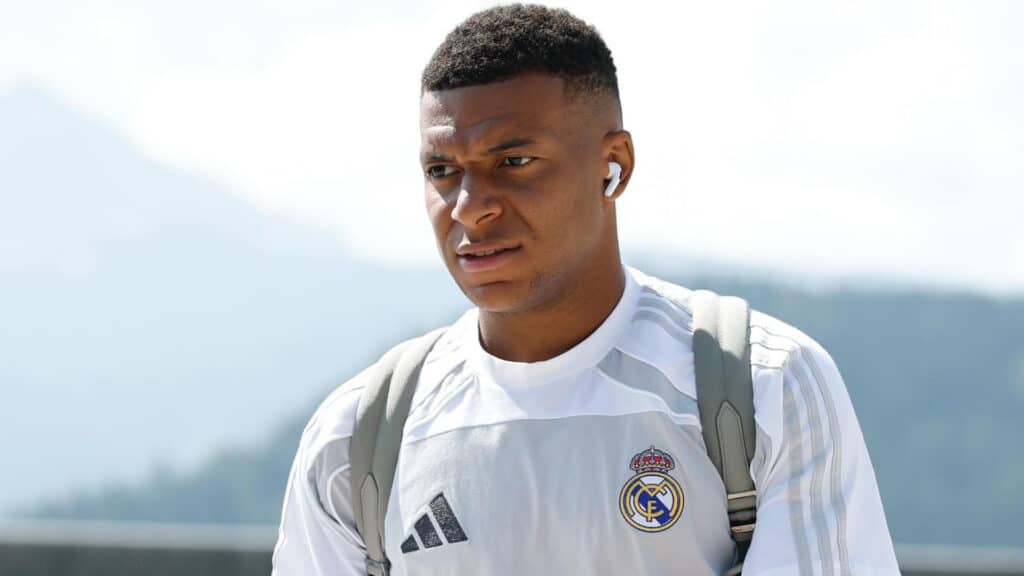 Мбаппе заявил, что поездка в Казахстан была непростой, Mbappe, Mbappé, Kazakhstan, Trip, Arda Guler, Arda Güler, Arda, Güler 
