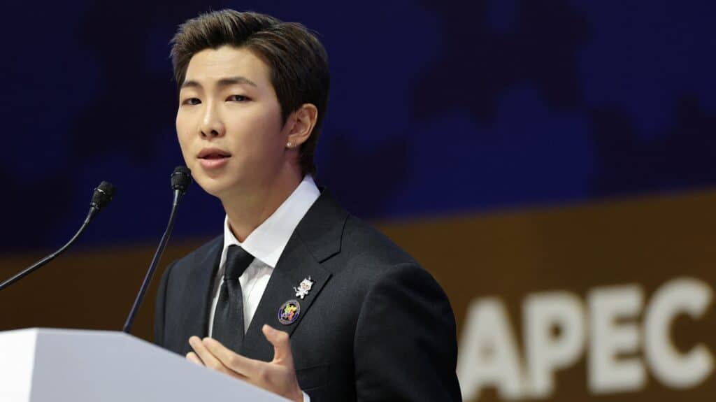 BTS тобының әншісі Ким Намджун / фото: REUTERS/Tyrone Siu