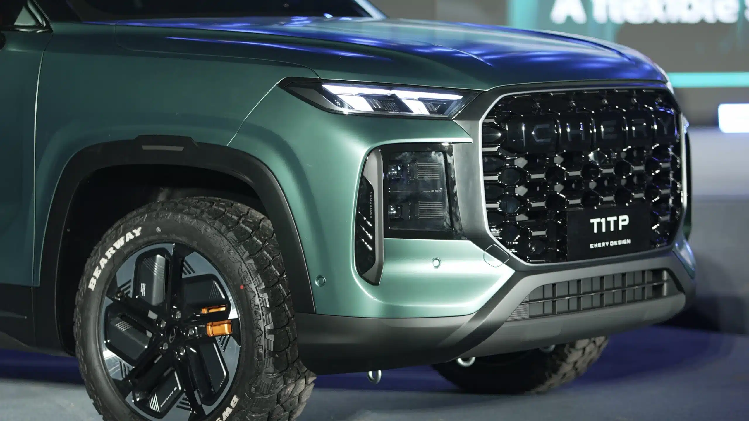 новый внедорожник Chery Tiggo X, новый кроссовер чери тигго х, международный саммит пользователей Chery 2025 в Уху, Chery International User Summit 2025