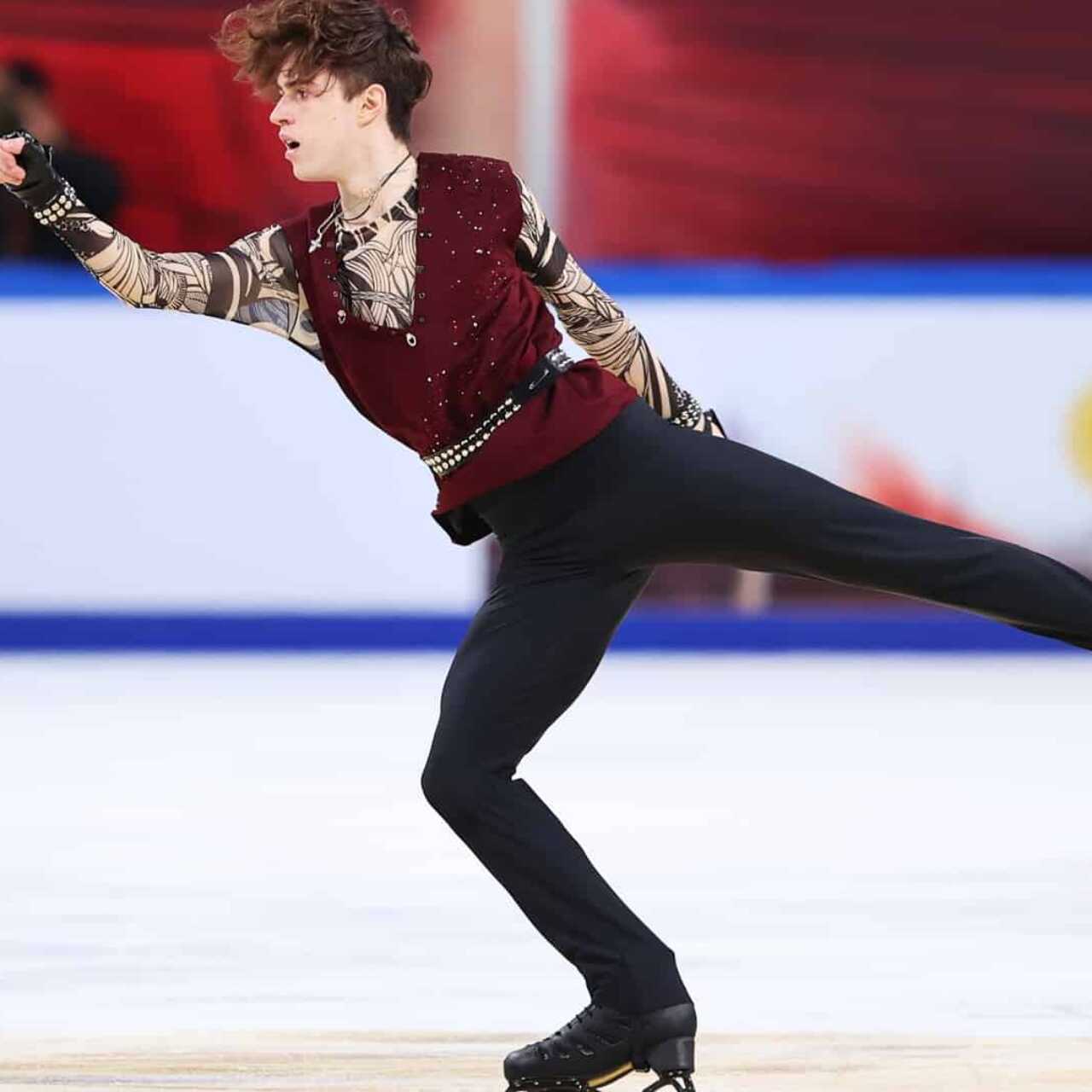 Көз жасын төгетін сұлу бейне