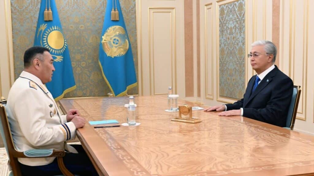 Тоқаев арнайы қызмет басшысын қабылдап, орынбасарын босатты