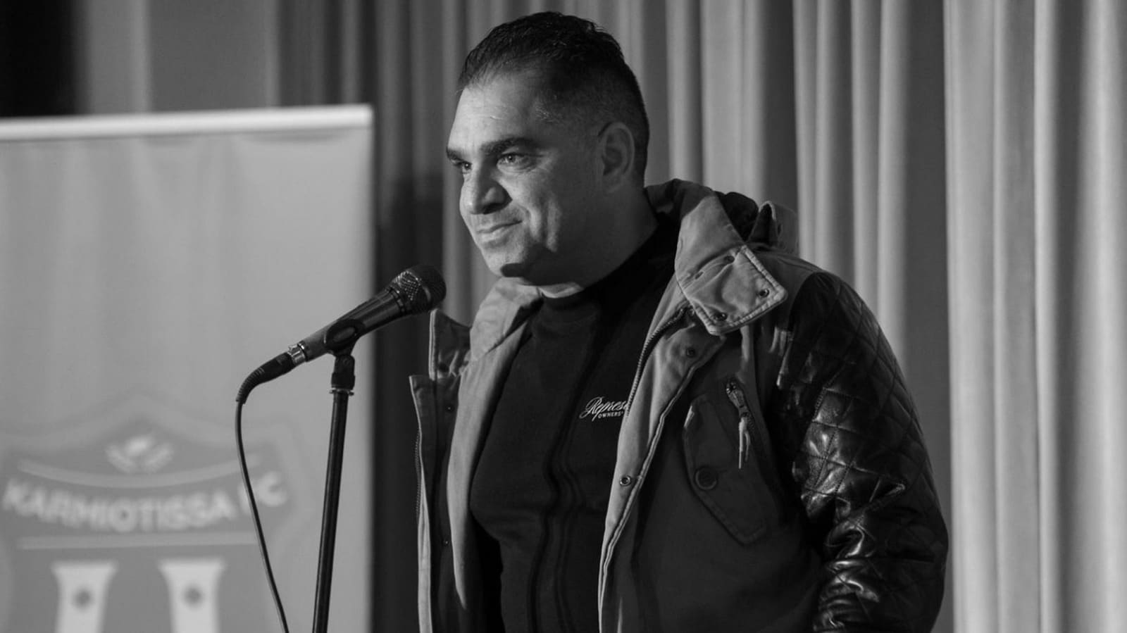 На Кипре был застрелен президент футбольного клуба «Кармиотисса» из Лимассола Ставрос Демостенус. Ранее его возглавлял бывший тренер алматинского «Кайрата» Александр Кержаков.