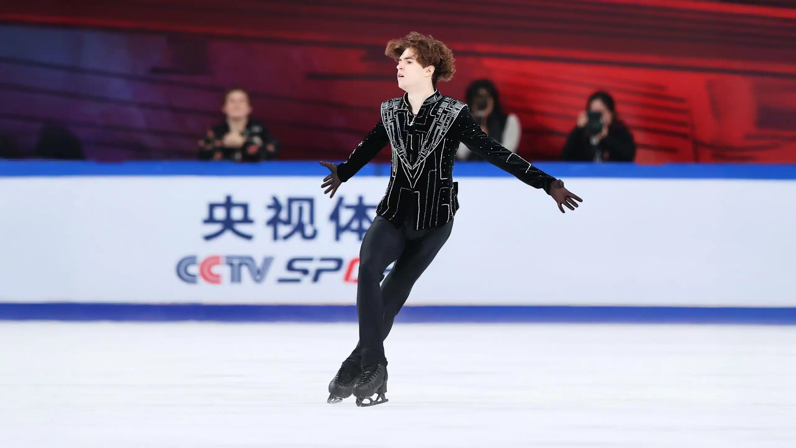 Казахстанский фигурист Михаил Шайдоров занял третье место на втором этапе Гран-при ISU-2025/26 в Китае