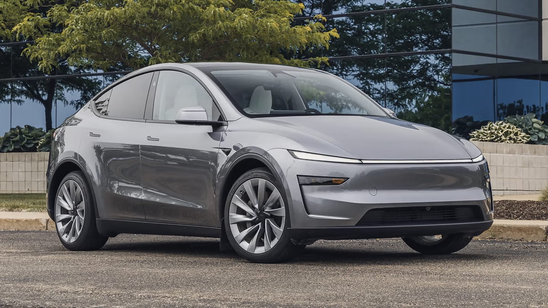 Tesla Model Y+, новая Tesla, новый Model Y, тесла модель у, электромобили тесла, электрический кроссовер, электрокроссовер, дальнобойность Tesla, запас хода тесла