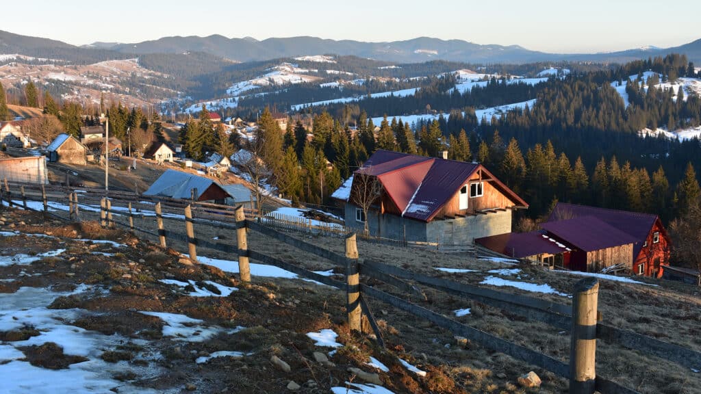 Токаев призвал бизнесменов вкладывать в родные села