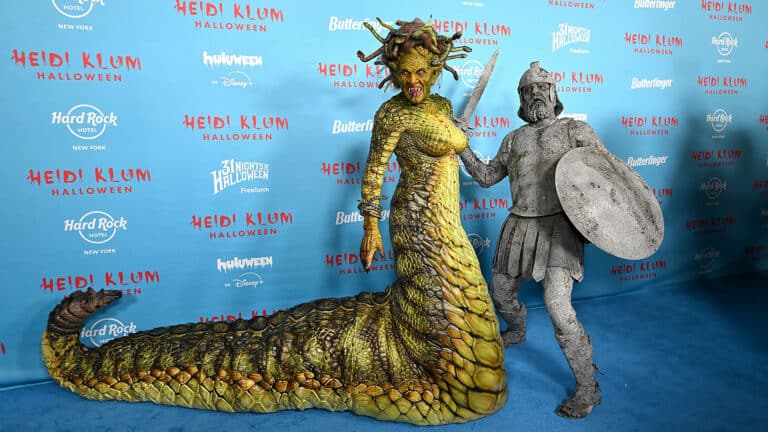 Heidi Klum stuns as Medusa in her latest Halloween transformation