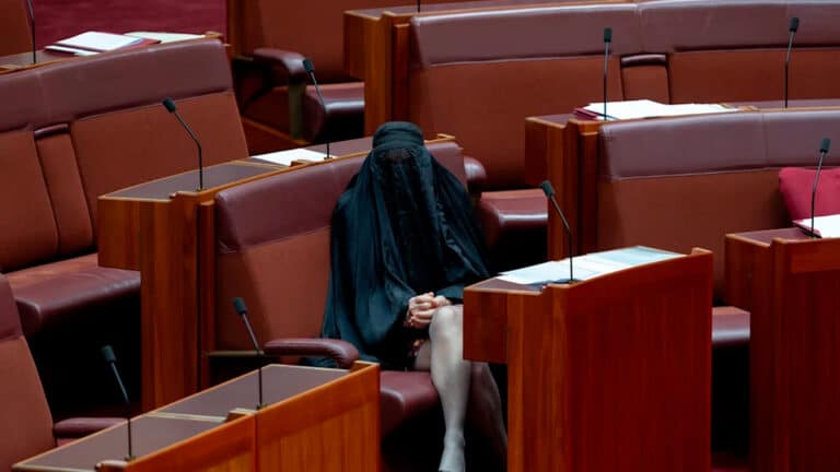 Australian Senate suspends Pauline Hanson for wearing burqa in protest