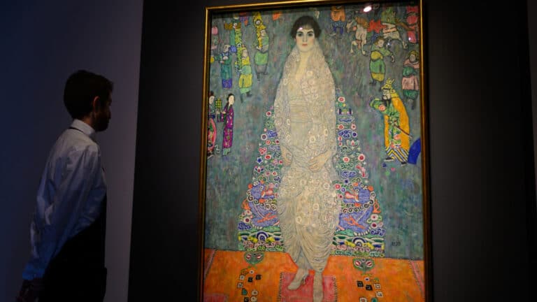 Prominent Klimt portrait sells for $236.4 million