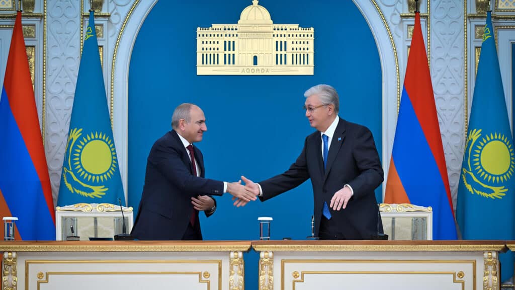 Казахстан и Армения обменяются земельными участками для посольств