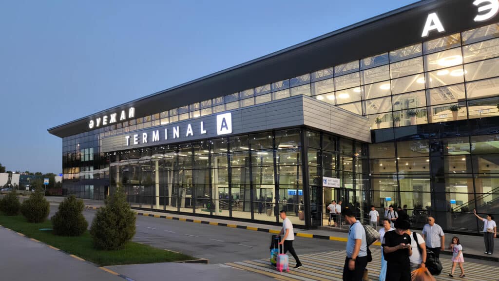 Несколько аэропортов областных центров выставят на продажу в Казахстане