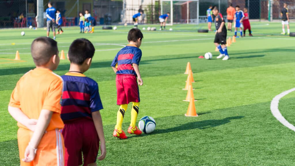 футбол в Караганде