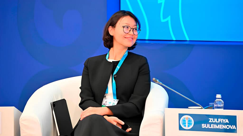 Зульфия Сулейменова