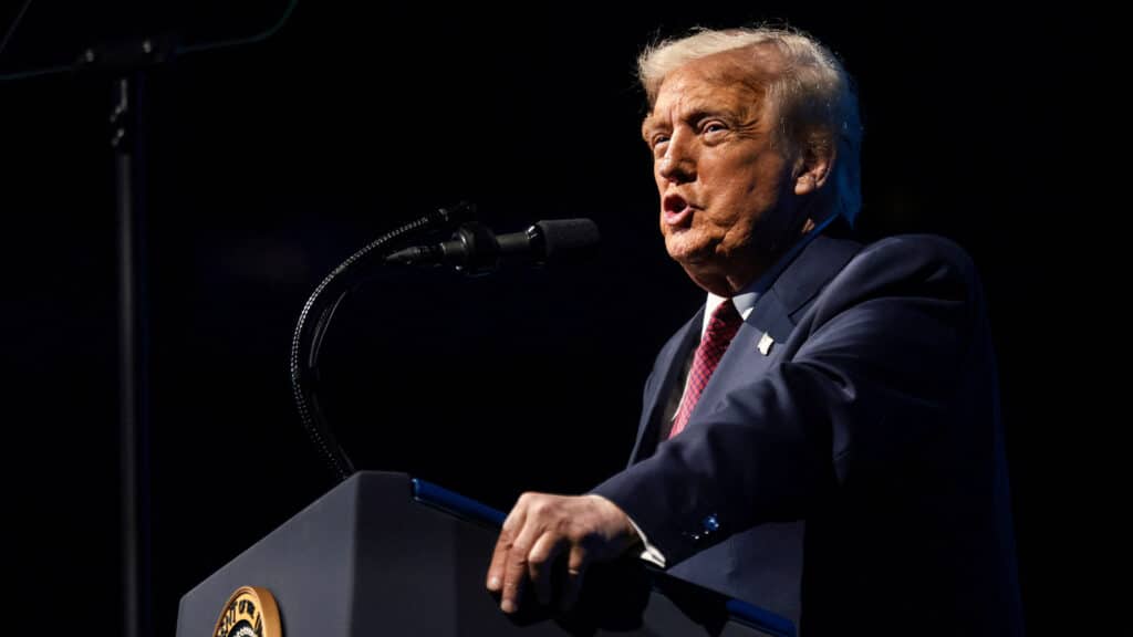 Трамп может ввести 500% тарифы для стран, ведущих бизнес с Россией