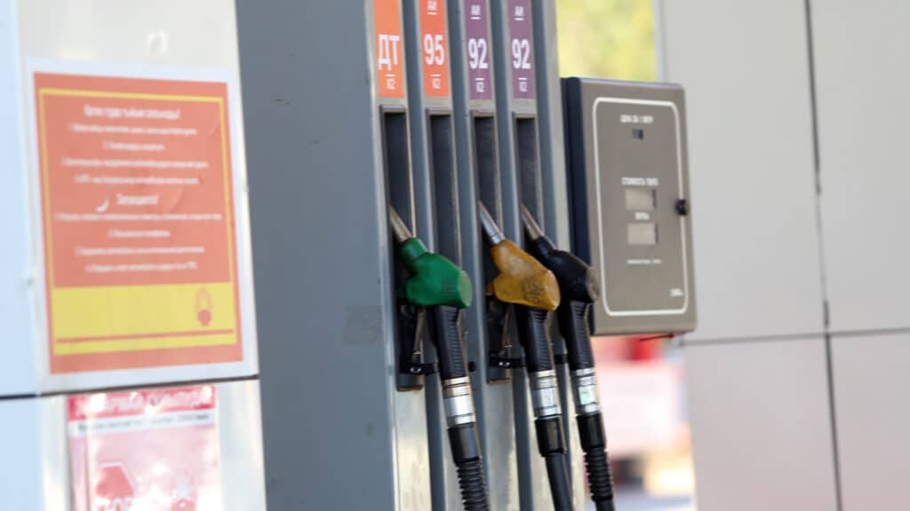 Министр энергетики предрек продолжающийся рост цен на Аи-95 и Аи-98 в Казахстане