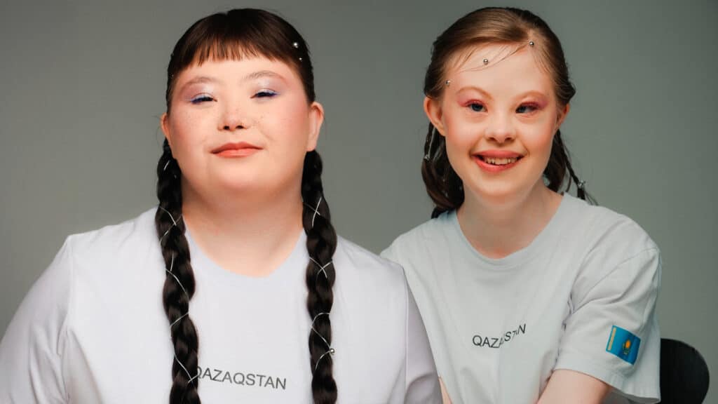 Казахстанки с синдромом Дауна становятся героями международных модных изданий