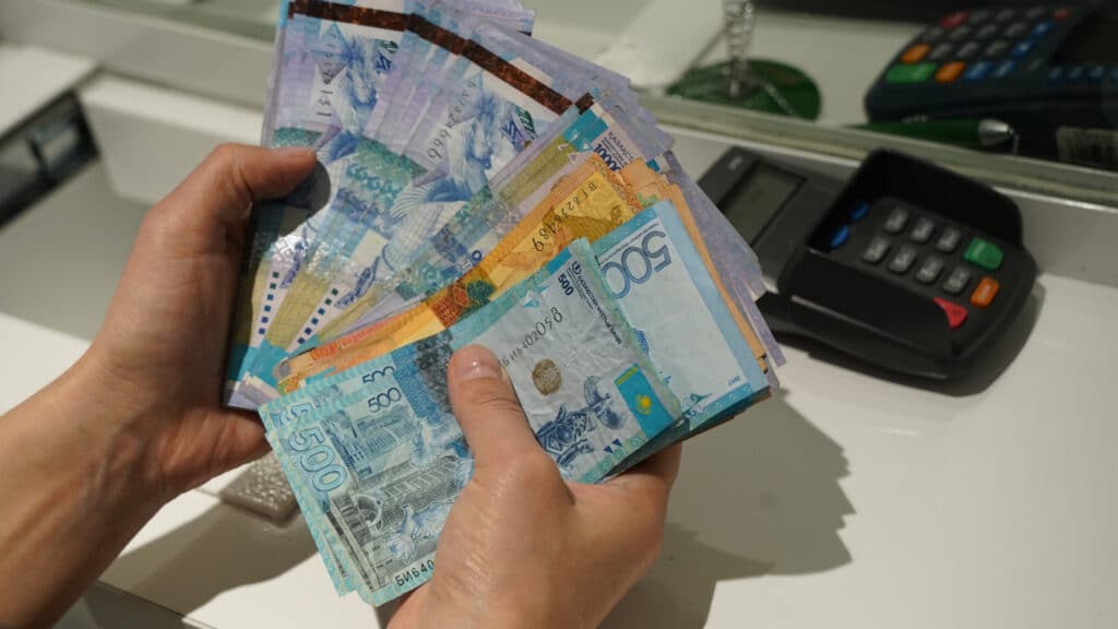 Нацбанк примет вскоре решение по уменьшению КДН, что ужесточит требования банков к заемщикам