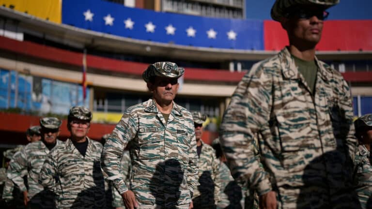 Venezuela announces large-scale military mobilization