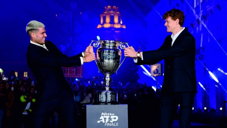 Sinner advances toward showdown with Alcaraz at Nitto ATP Finals