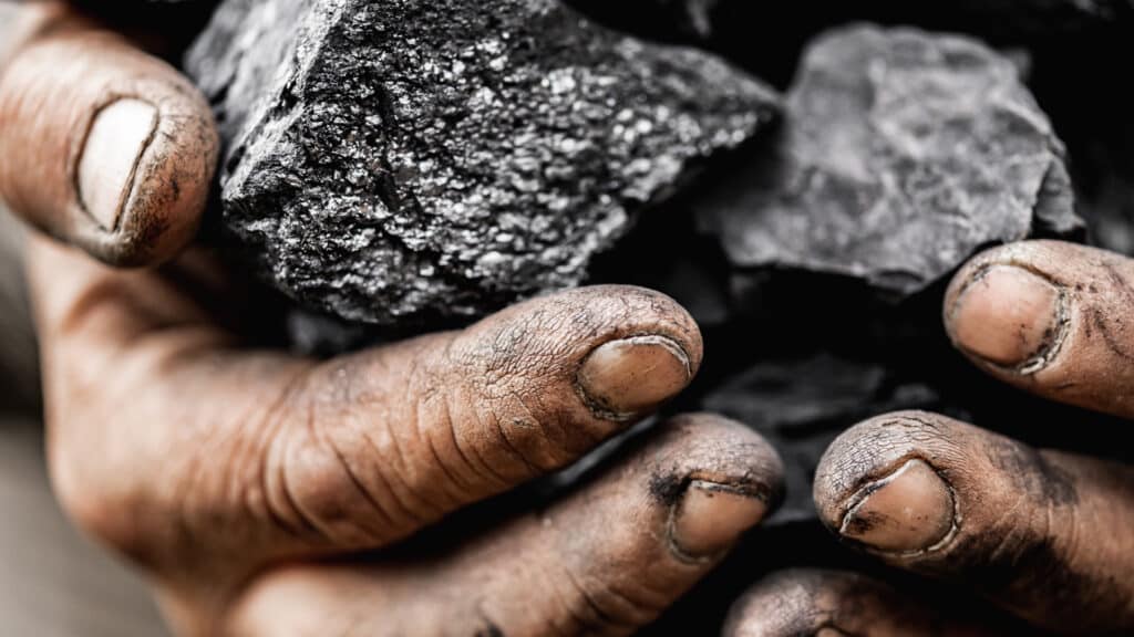 зарплаты шахтеров