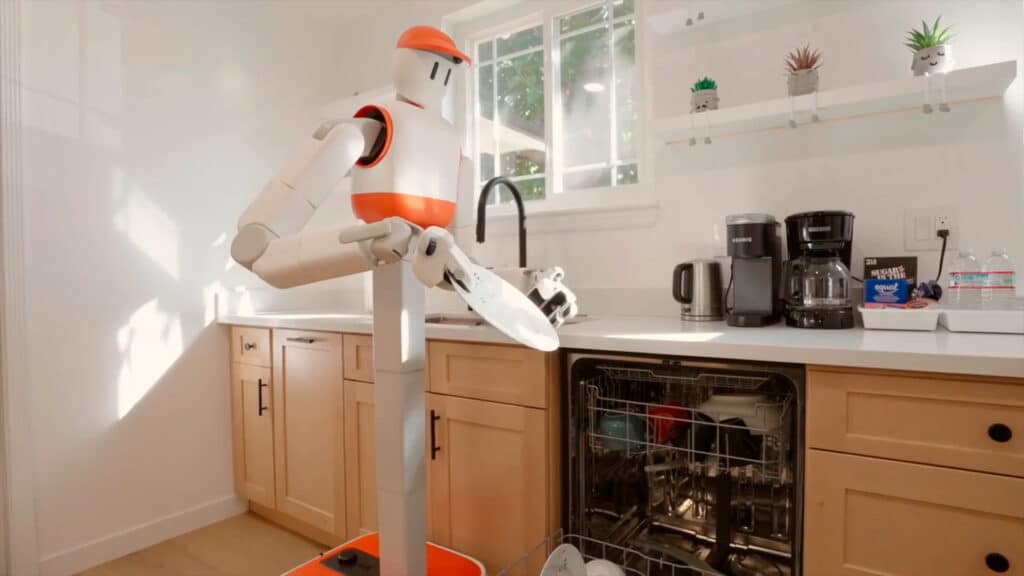 «Робота-келин» представил американский стартап. Robot, household, sunday, housewife, houserobot