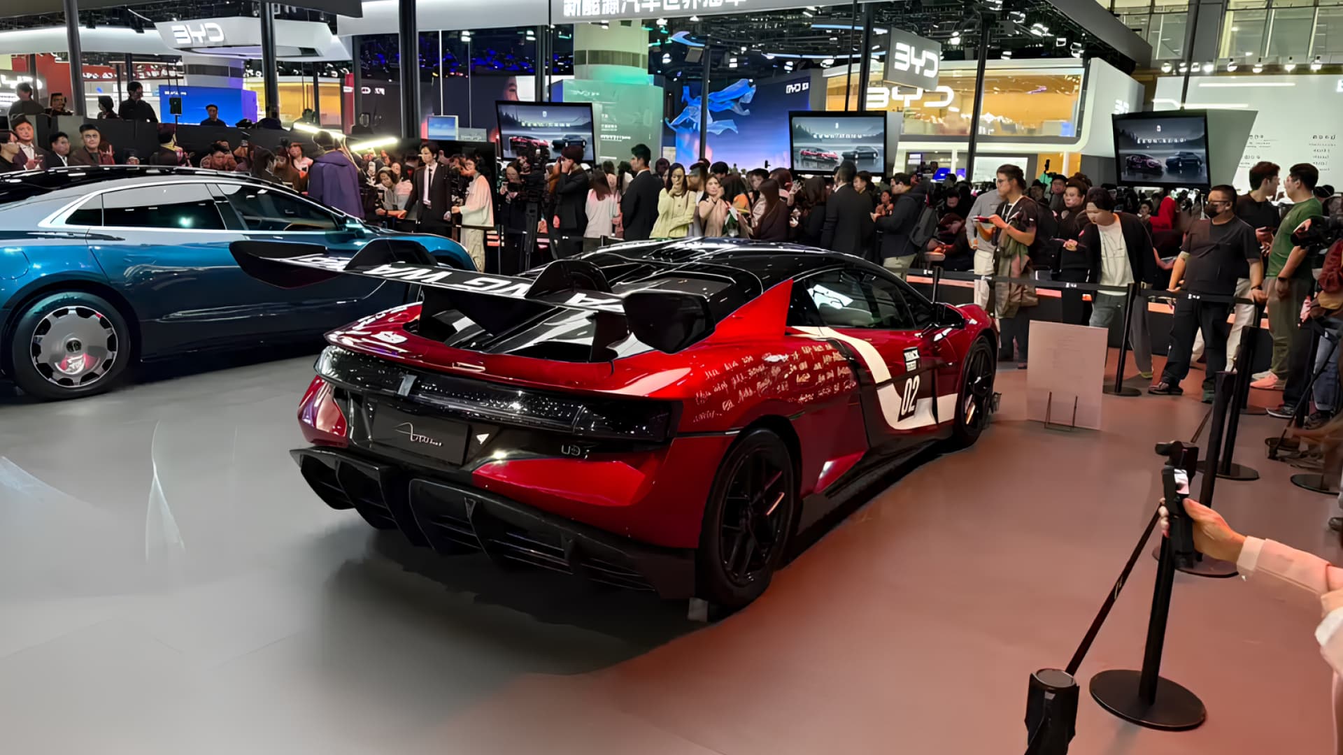 BYD Yangwang U9 Xtreme, бивайди янгванг u9, новый BYD Yangwang U9, гиперкар BYD