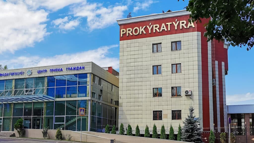 В Алматы выявили незаконную продажу придомовой территории на 300 млн тенге