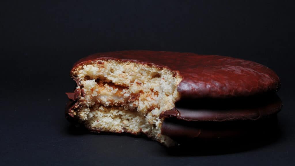 south korea, court, theft, thief