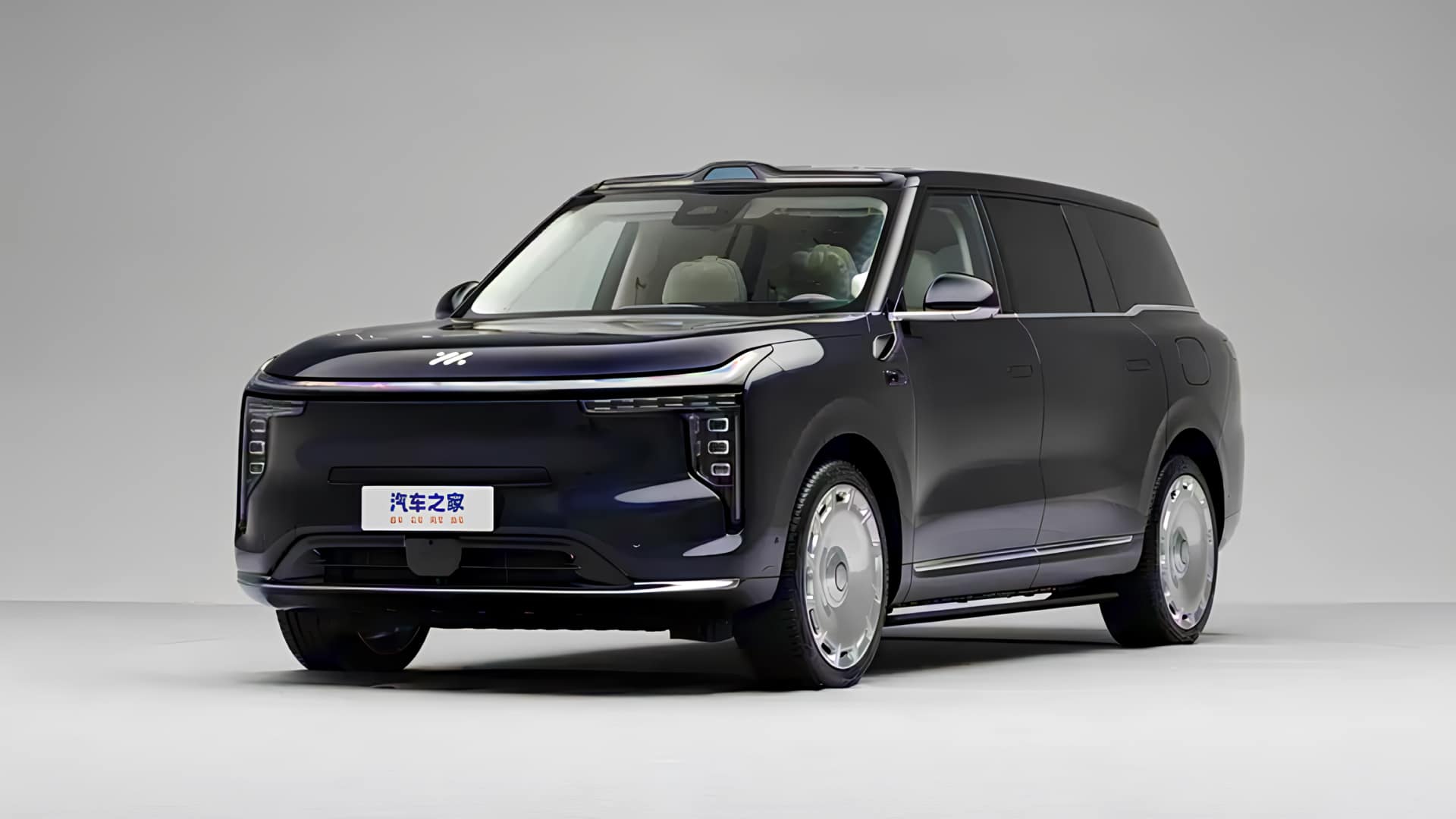 премиальный китайский кроссовер IM LS9, электрокроссовер