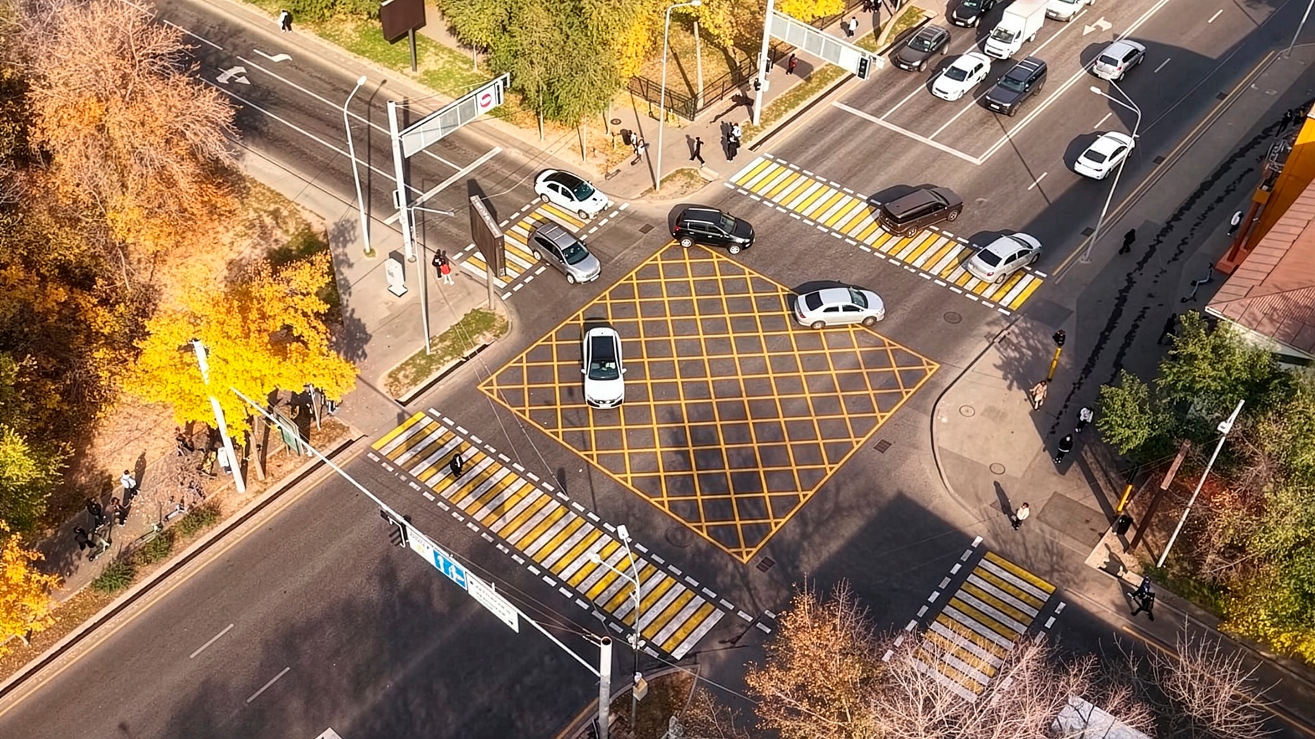 вафельная разметка 1.28, вафля на перекрестке, вафельная разметка в Алматы штраф