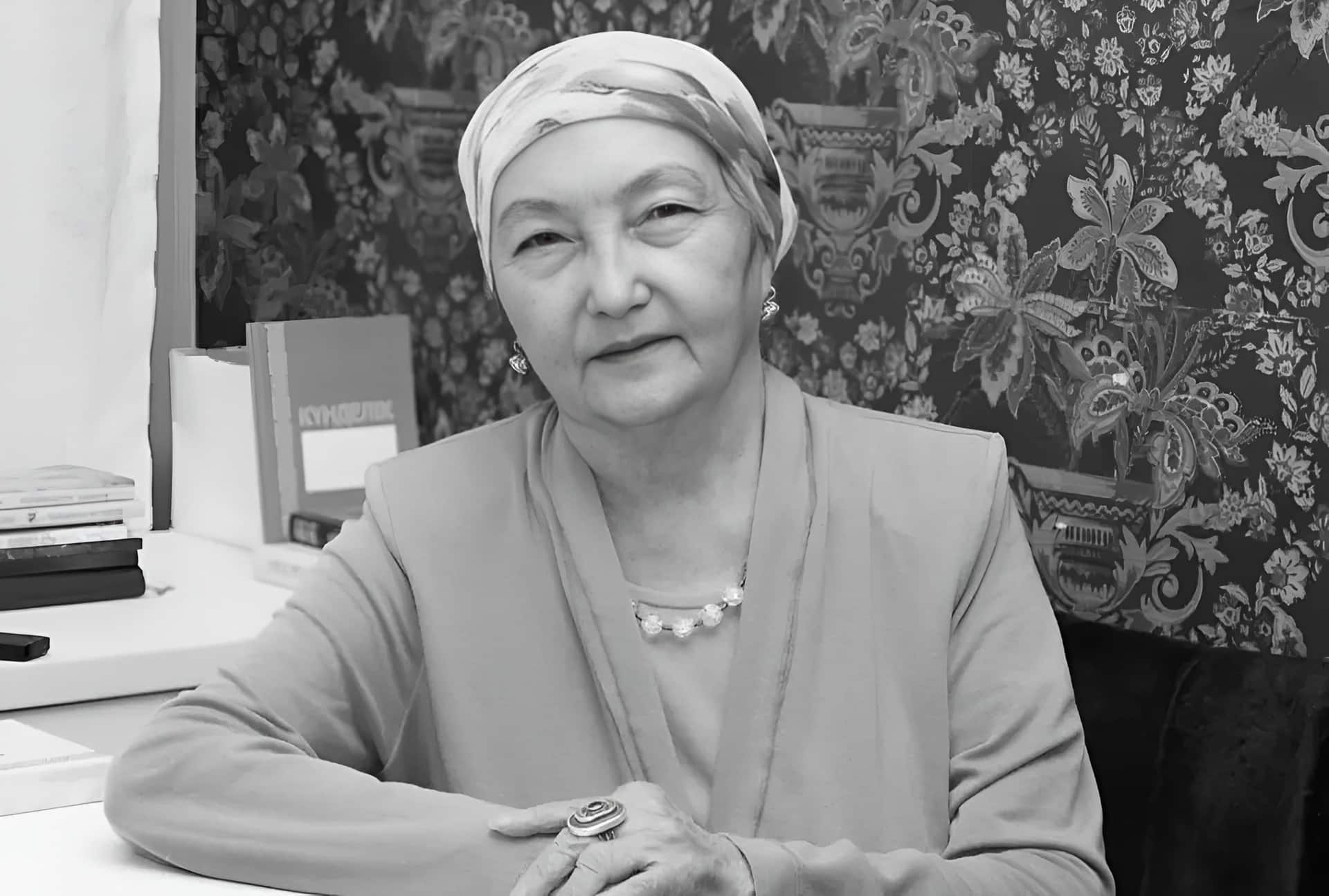 Президент выразил соболезнования семье поэтессы Куляш Ахметовой