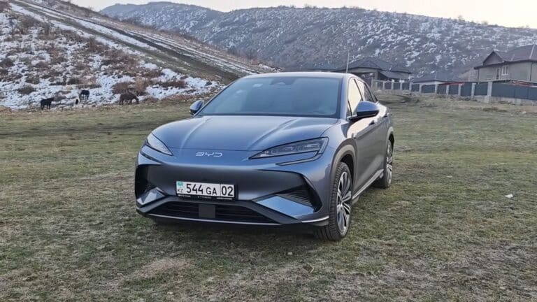 Казахстанский автоблогер проверил BYD Sealion 7 в городе и на трассе