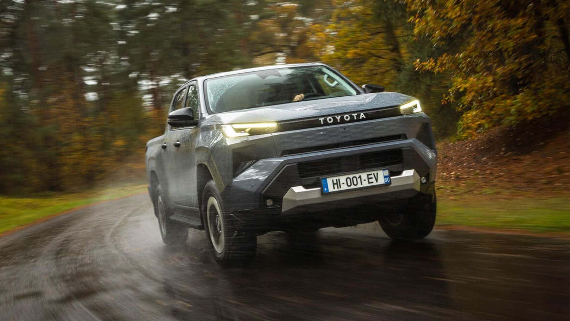 новый toyota hilux, электропикап toyota hilux 2028, пикап toyota hilux купить, тойота хайлакс, хайлюкс