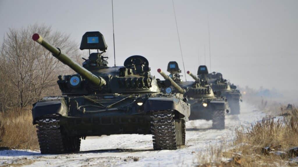 Қарулы күштер жоғары жауынгерлік дайындыққа көшеді