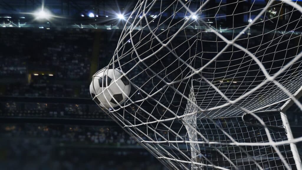 футбол приватизация